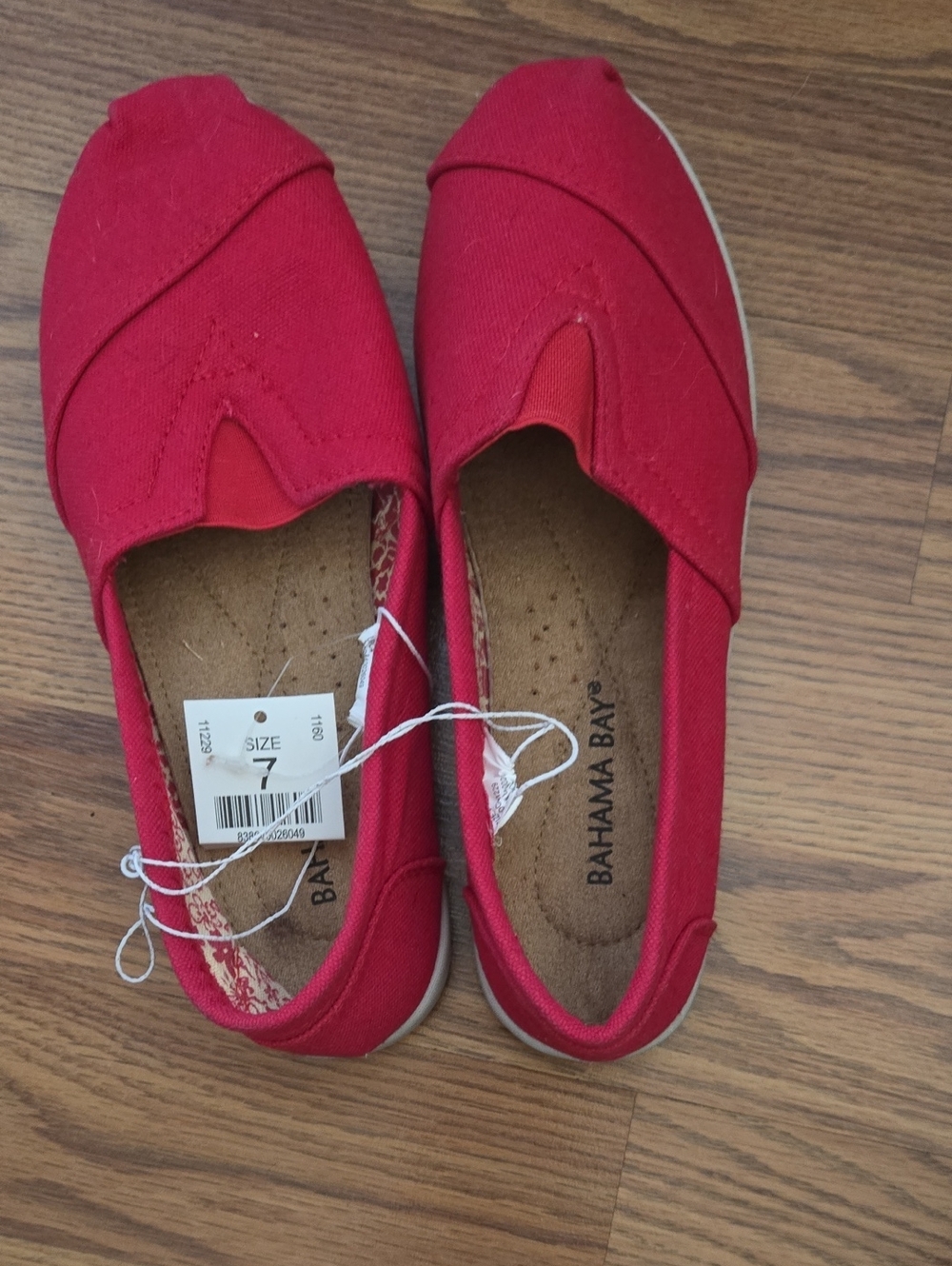 Bahama Bay Women’s Red Slip-On Canvas Flats